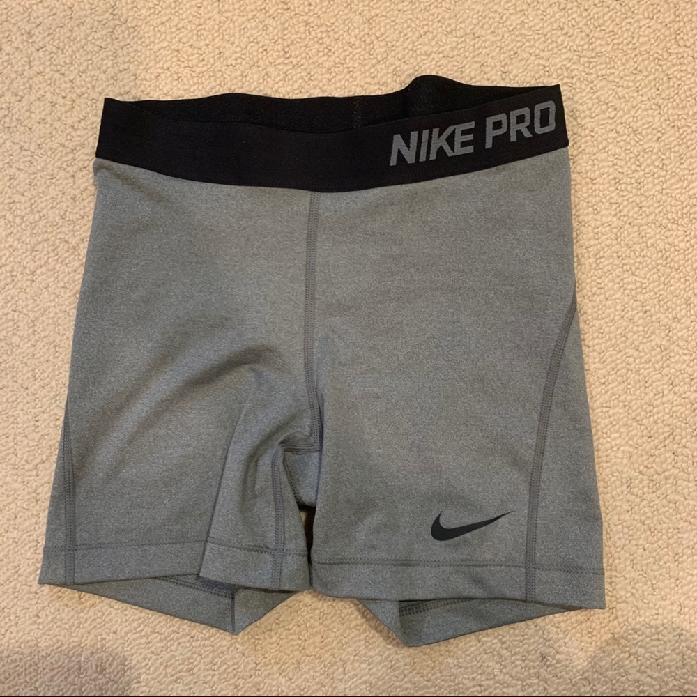 nike pros 4.5”